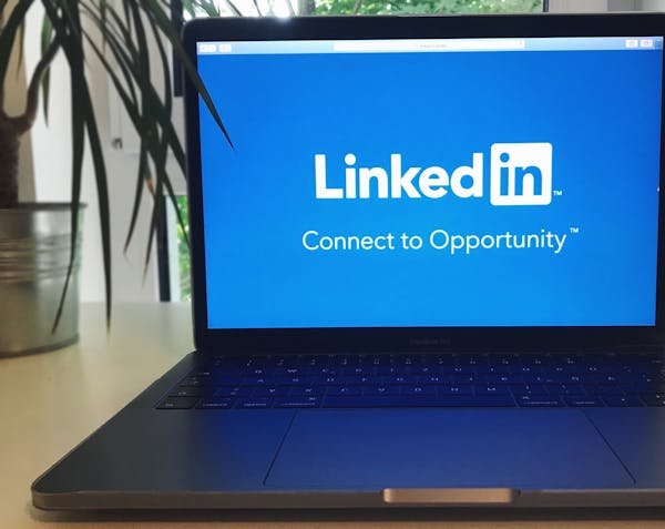 11 outils indispensables pour réussir votre prospection linkedin